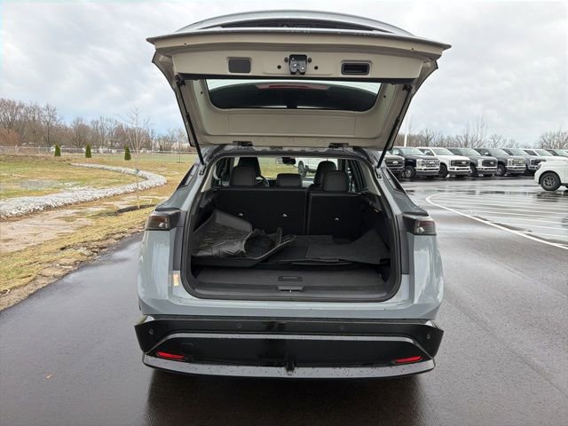 Used 2024 Nissan Ariya AWD image 9