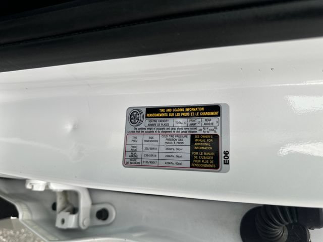 Certified 2023 Hyundai Santa Fe Limited w/ Cargo Package AWD/4WD image 27