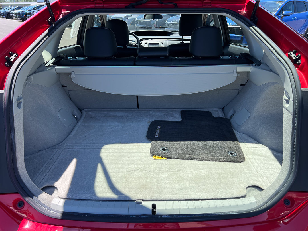 Used 2015 Toyota Prius Persona Series FWD image 6