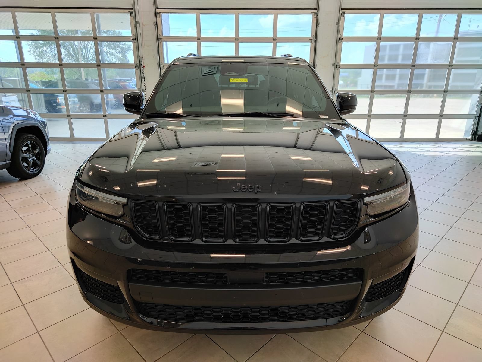 Used 2021 Jeep Grand Cherokee L Laredo AWD/4WD image 7