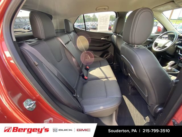 Used 2024 Buick Encore GX Preferred w/ Comfort Package FWD image 30