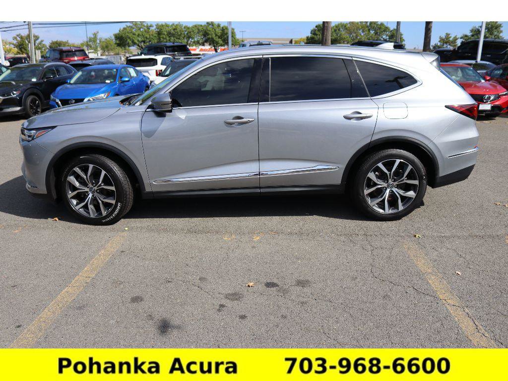 Certified 2023 Acura MDX SH-AWD w/ Technology Package image 4