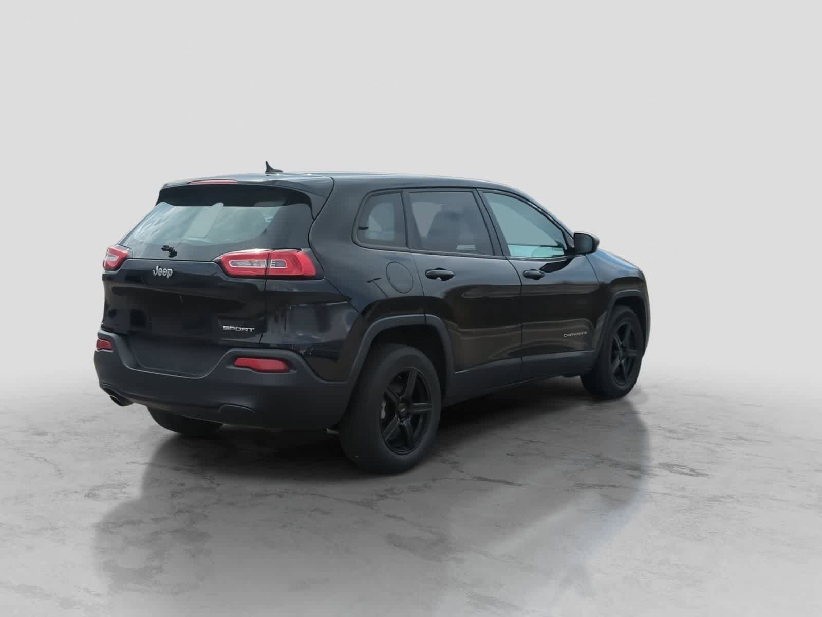 Used 2014 Jeep Cherokee Sport FWD image 8
