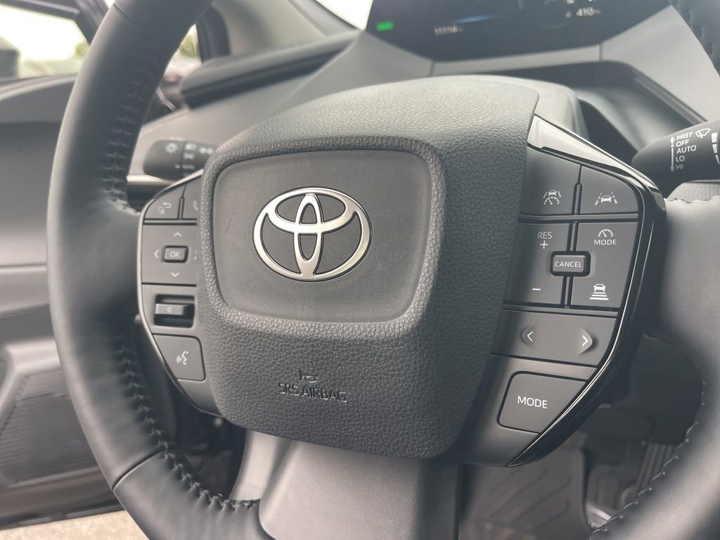 Used 2024 Toyota Prius XLE image 16