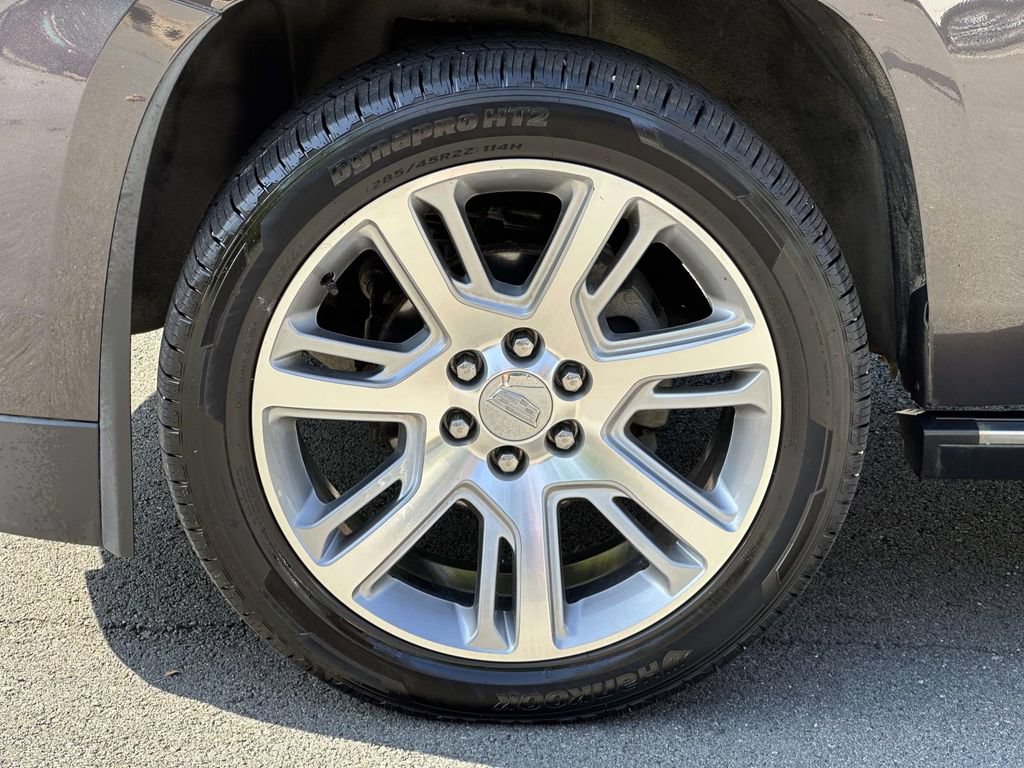 Used 2018 Cadillac Escalade Premium Luxury AWD/4WD image 7