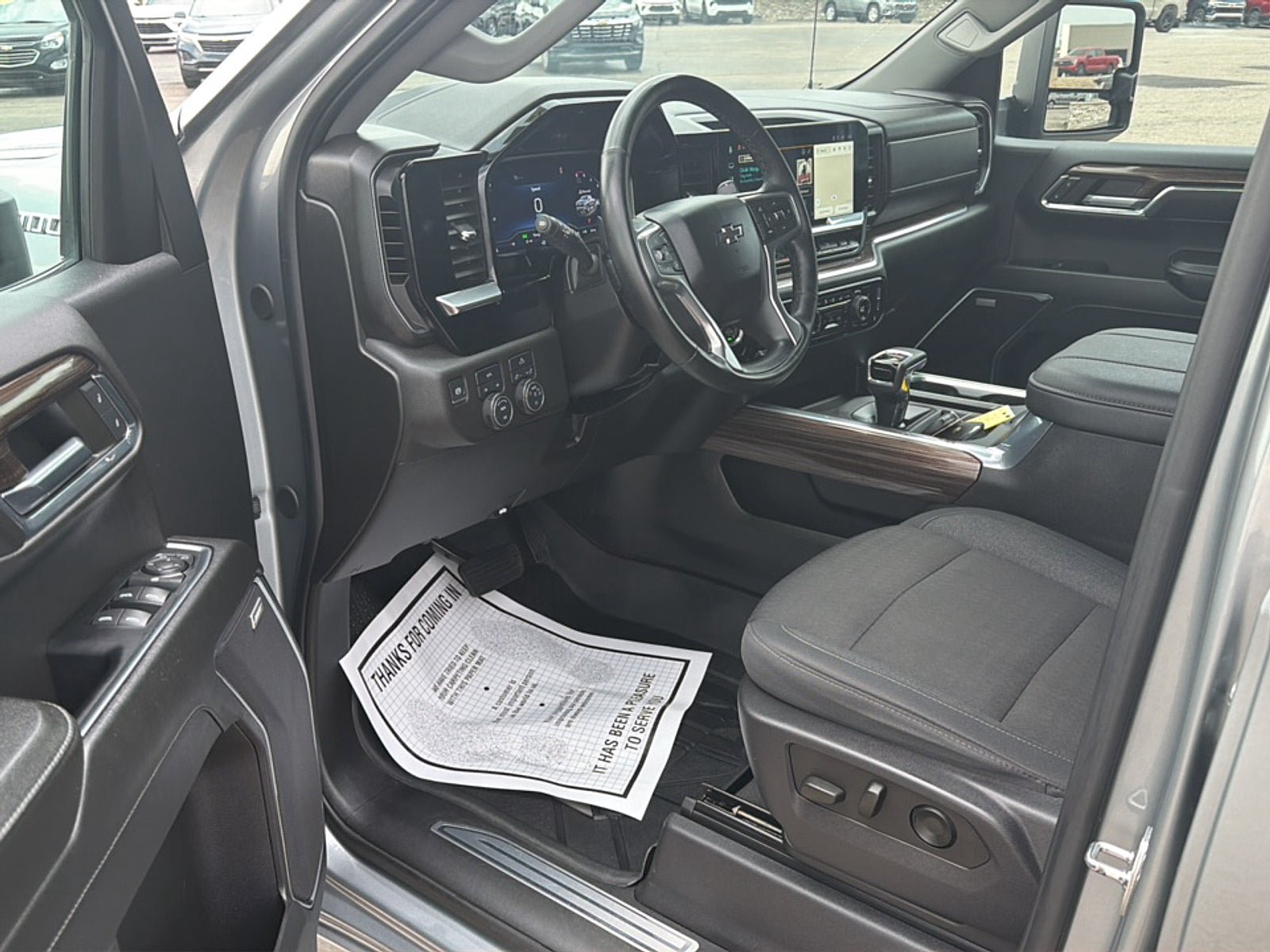Used 2024 Chevrolet Silverado 1500 RST w/ Convenience Package II AWD/4WD image 10