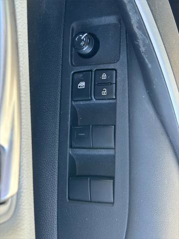 Certified 2025 Toyota Corolla SE image 22