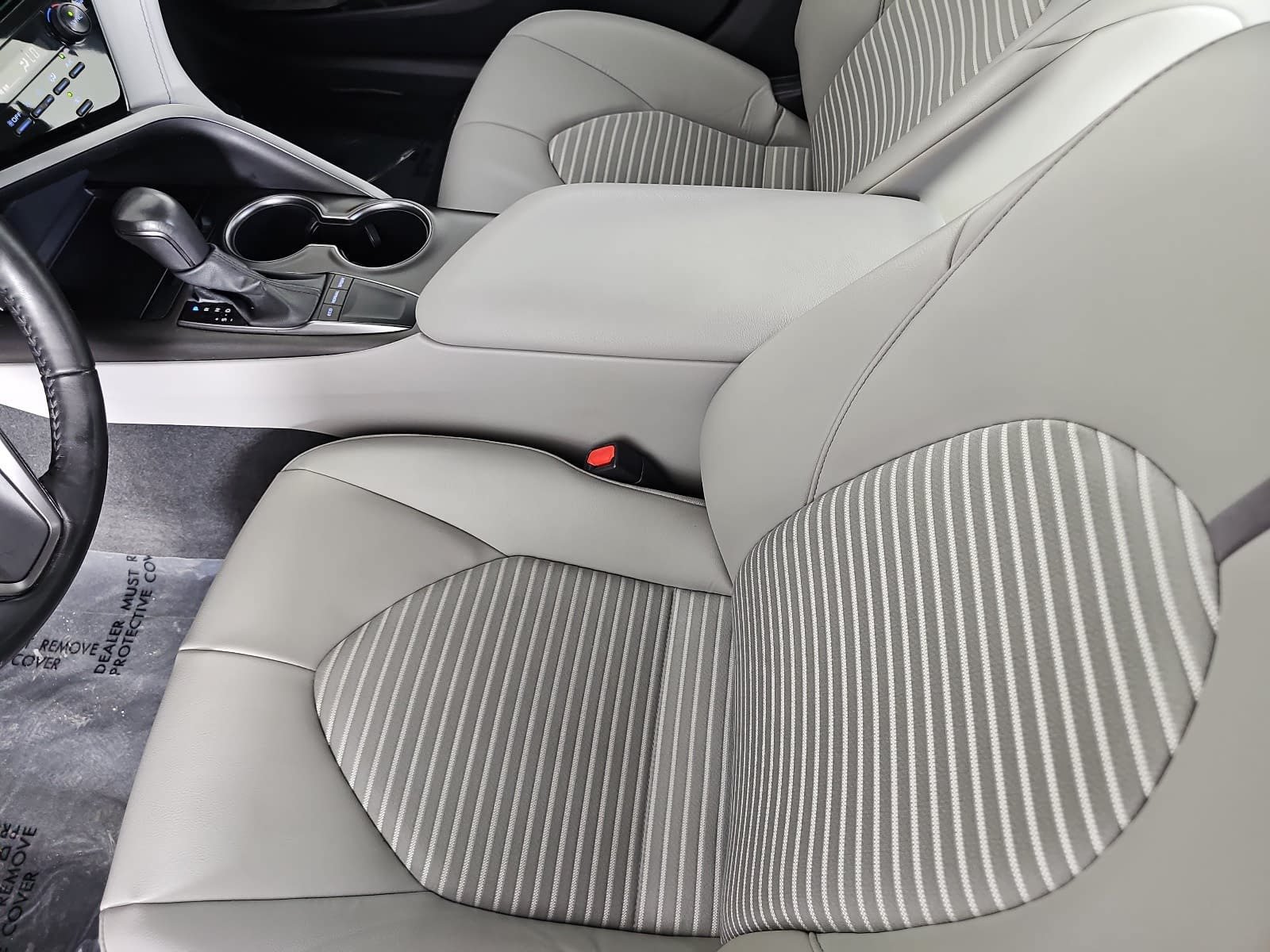 Used 2023 Toyota Camry SE FWD image 15