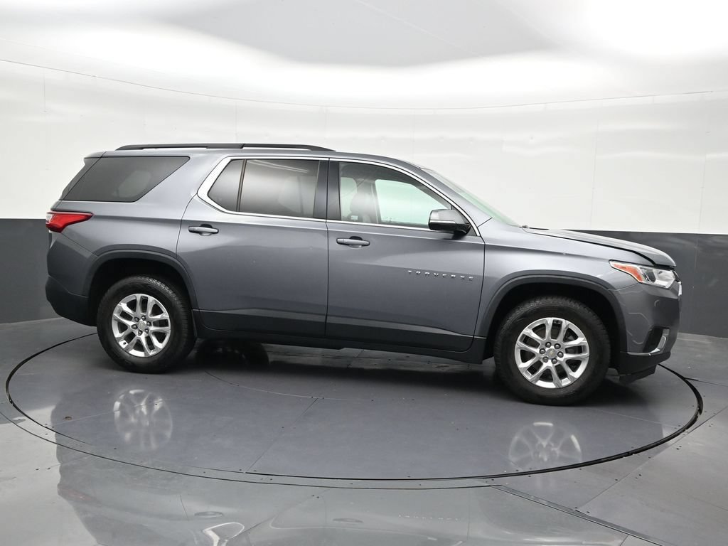 Used 2020 Chevrolet Traverse LT FWD image 7