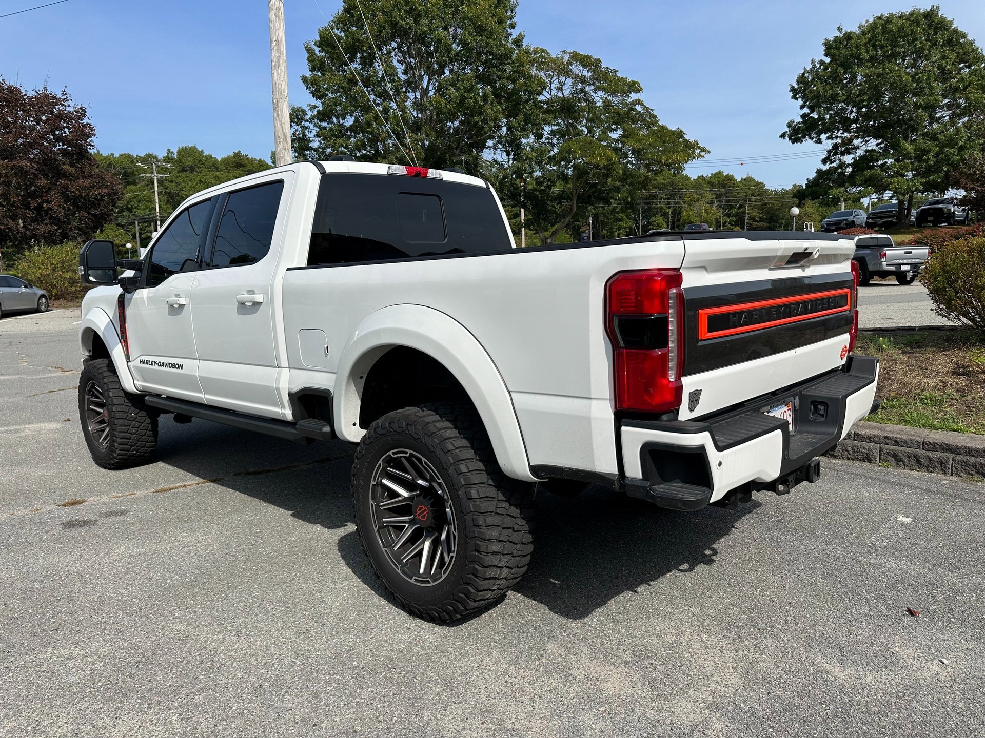 Used 2024 Ford F250 Lariat w/ Lariat Ultimate Package image 5