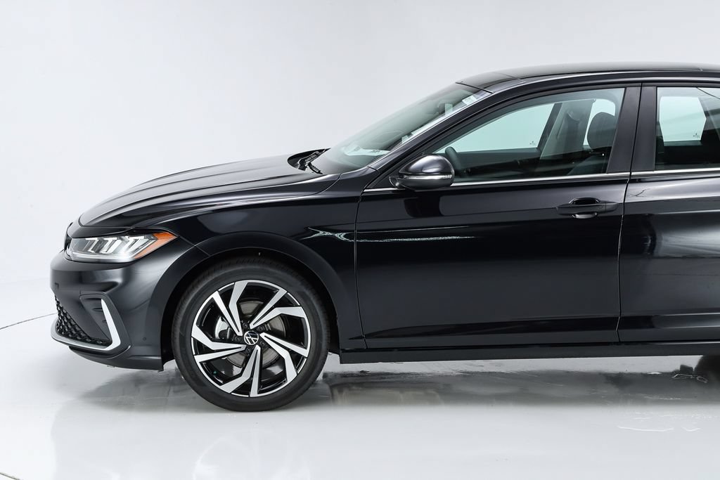 New 2026 Volkswagen Jetta SEL FWD image 41