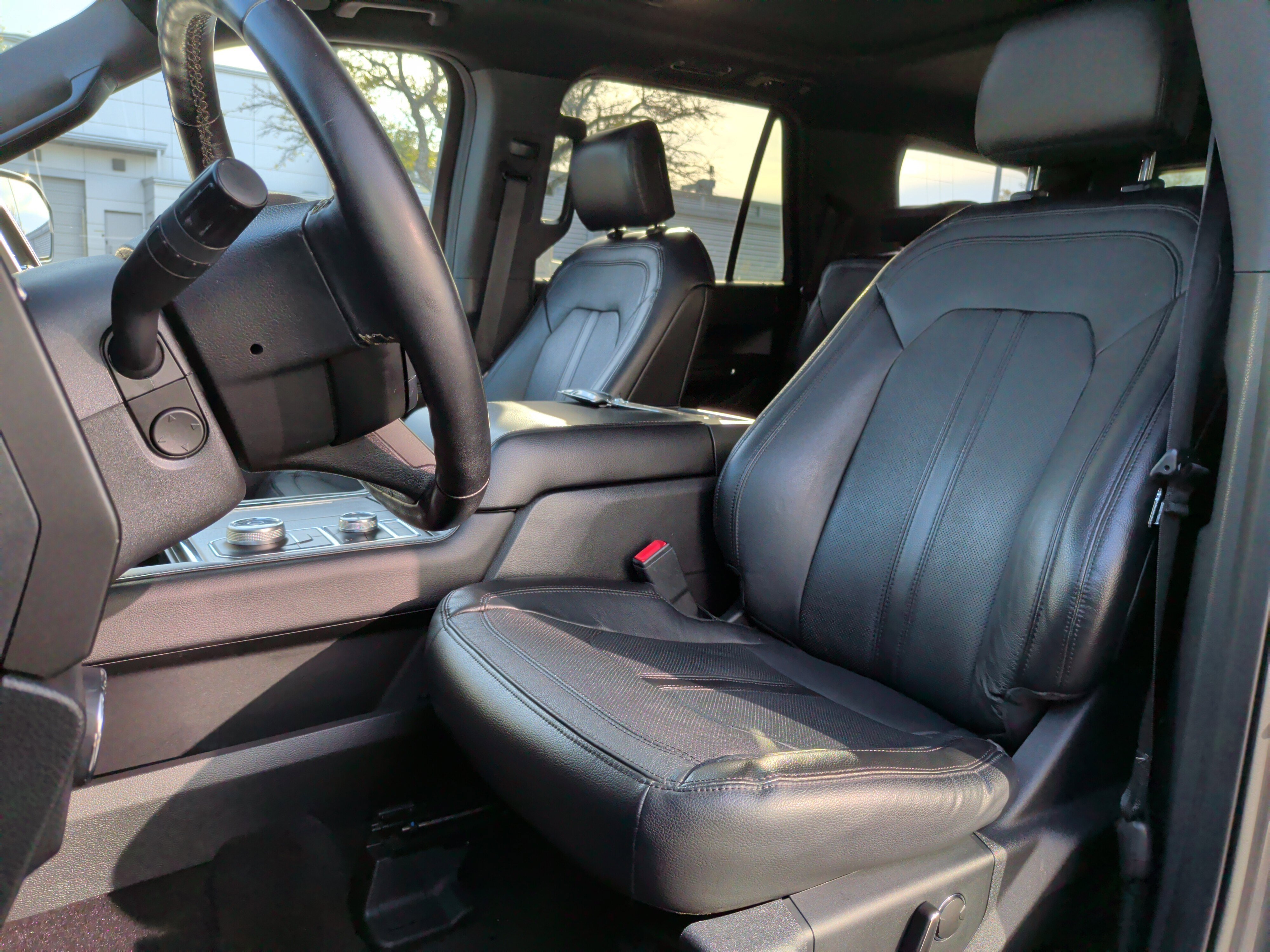 Used 2019 Ford Expedition Limited w/ Equipment Group 302A image 16