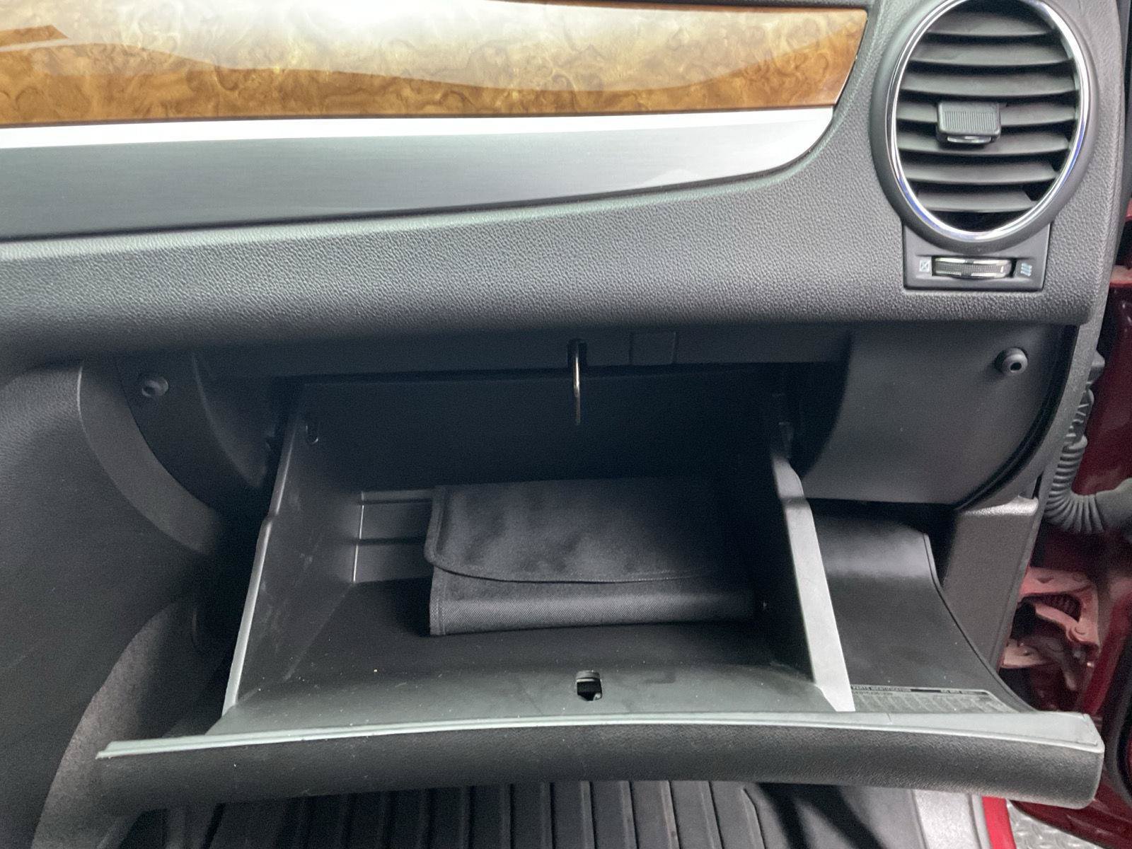 Used 2012 Buick Enclave Leather FWD image 25