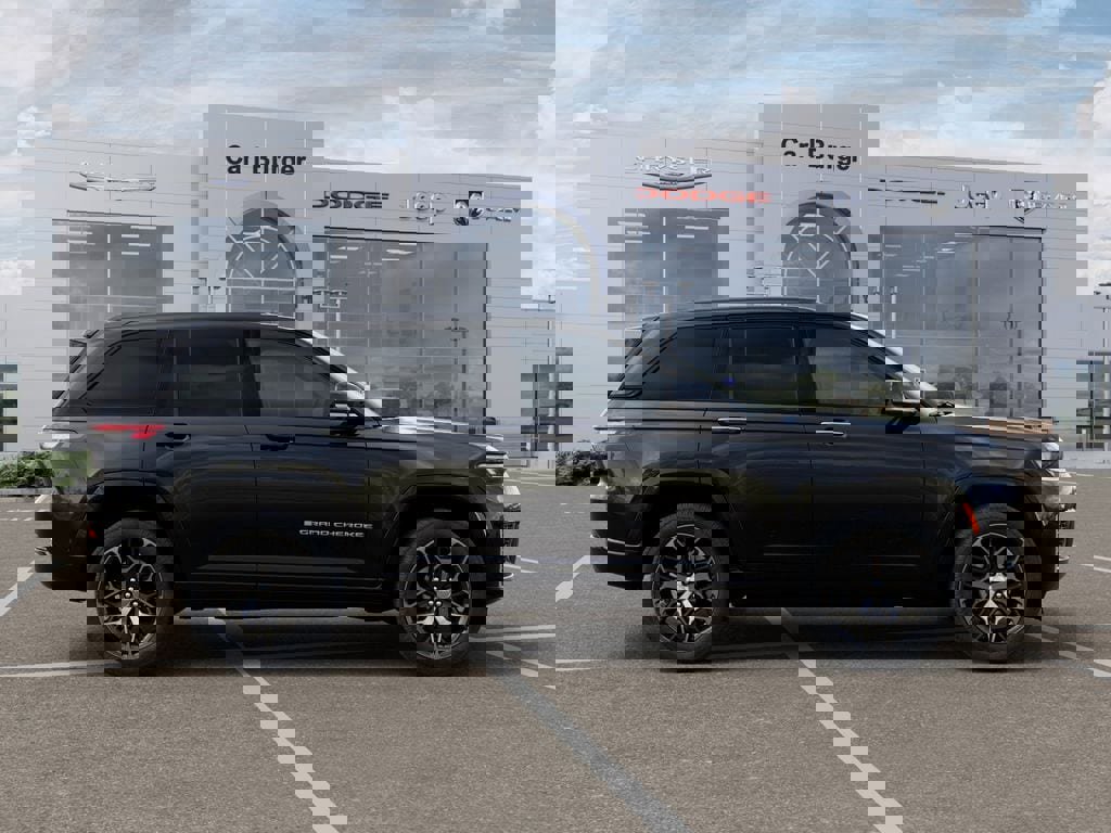 New 2026 Jeep Grand Cherokee Summit image 21