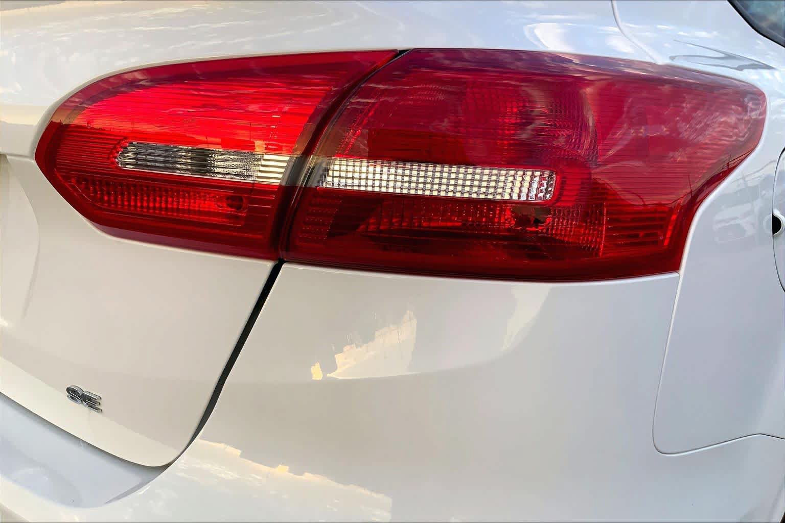 Used 2017 Ford Focus SE FWD image 10