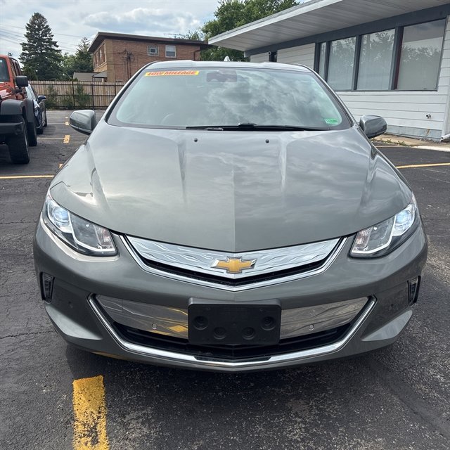 Used 2017 Chevrolet Volt Premier w/ Driver Confidence II Package FWD image 8