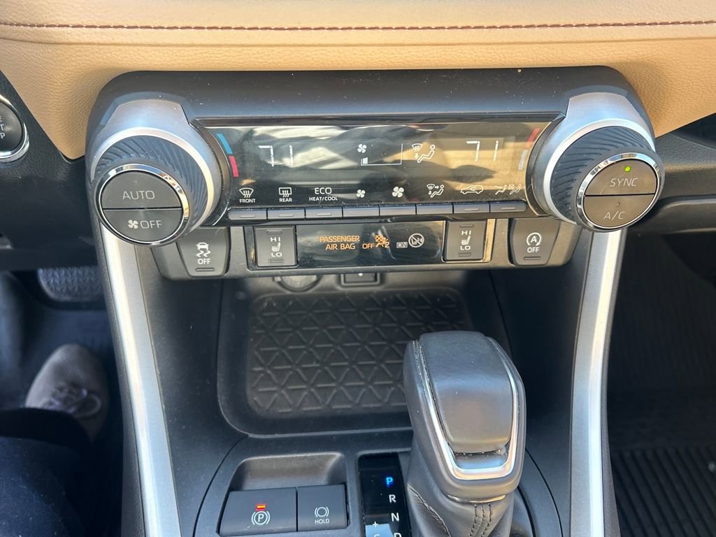 Certified 2020 Toyota RAV4 XLE Premium image 36