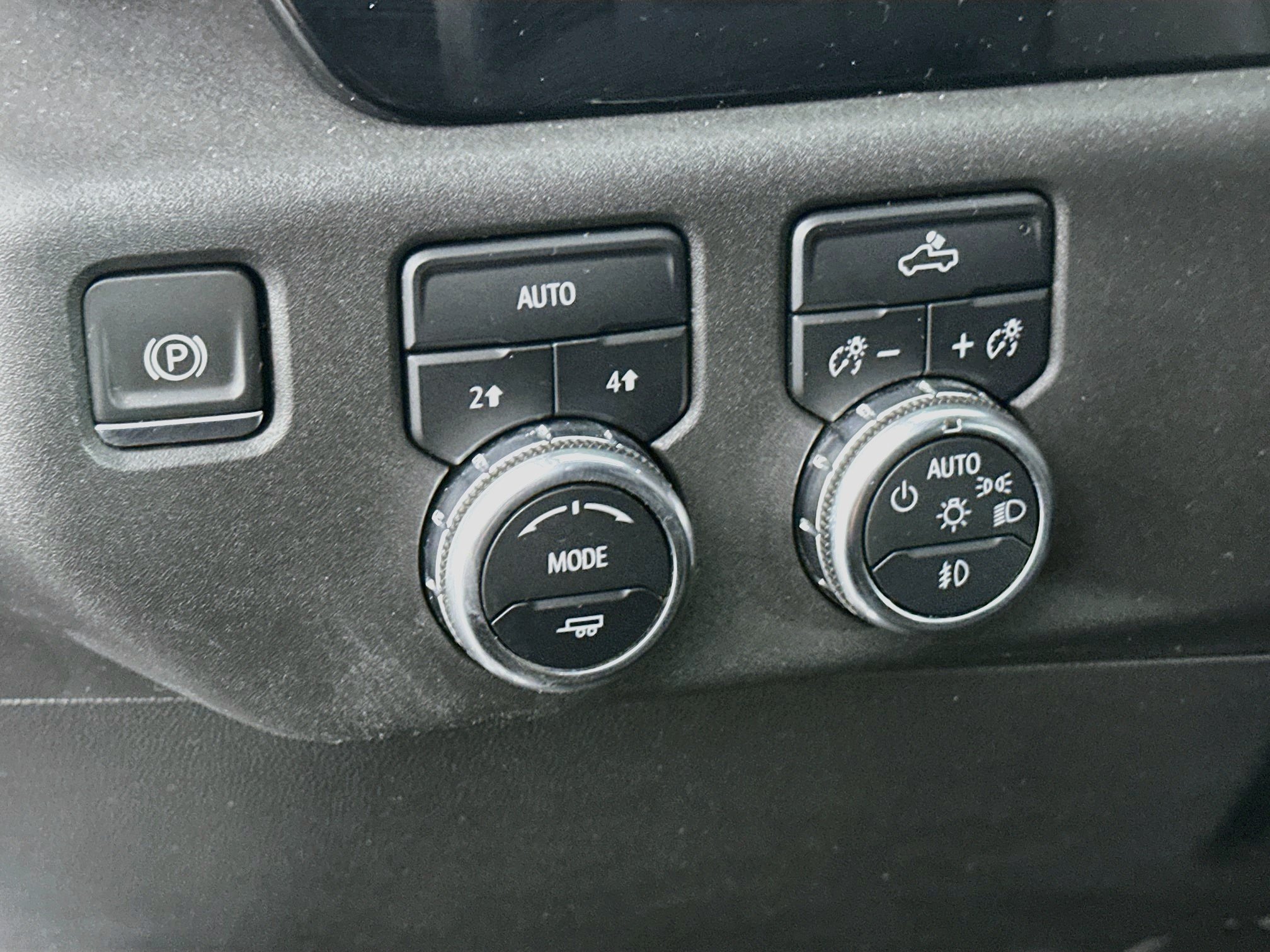 Used 2024 GMC Sierra 1500 Elevation AWD/4WD image 16