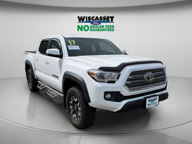 Used 2017 Toyota Tacoma TRD Off-Road w/ Premium & Technology Package AWD/4WD image 1