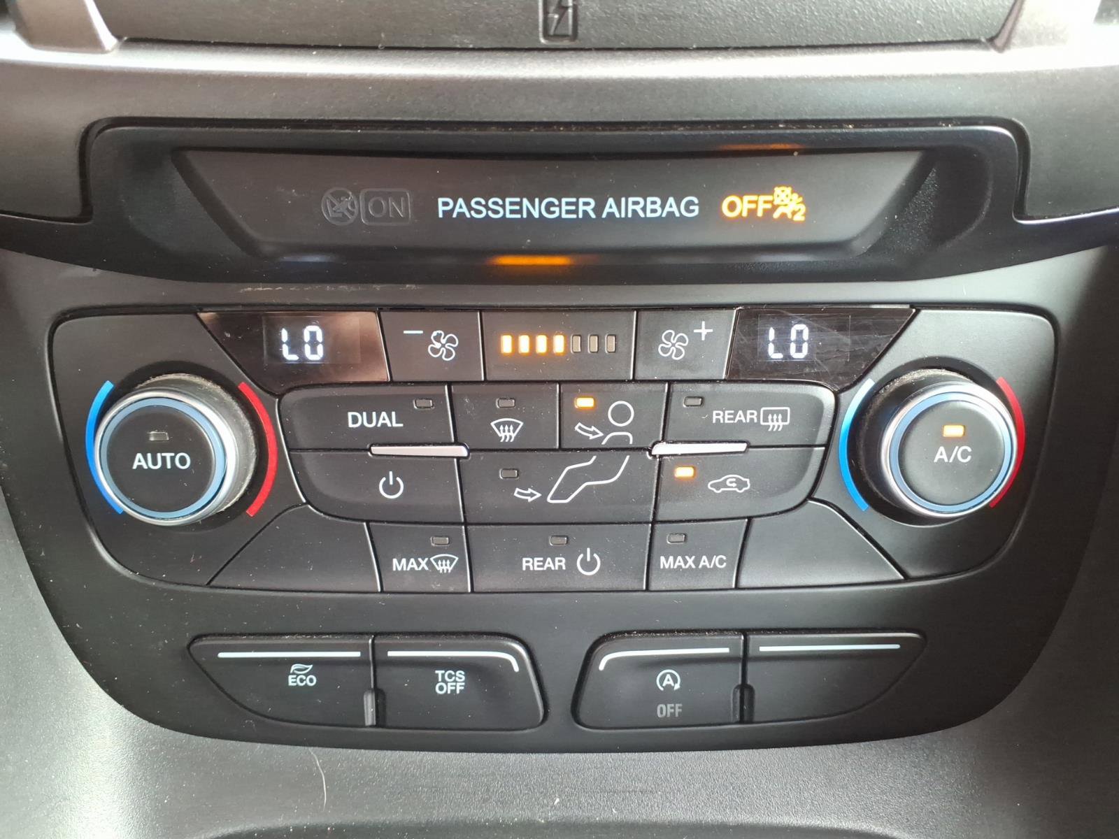 Used 2019 Ford Transit Connect XLT w/ Trailer Tow Package image 15