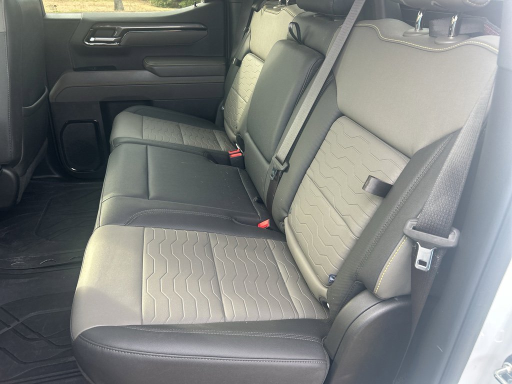 Used 2023 Chevrolet Silverado 1500 ZR2 w/ Technology Package image 18