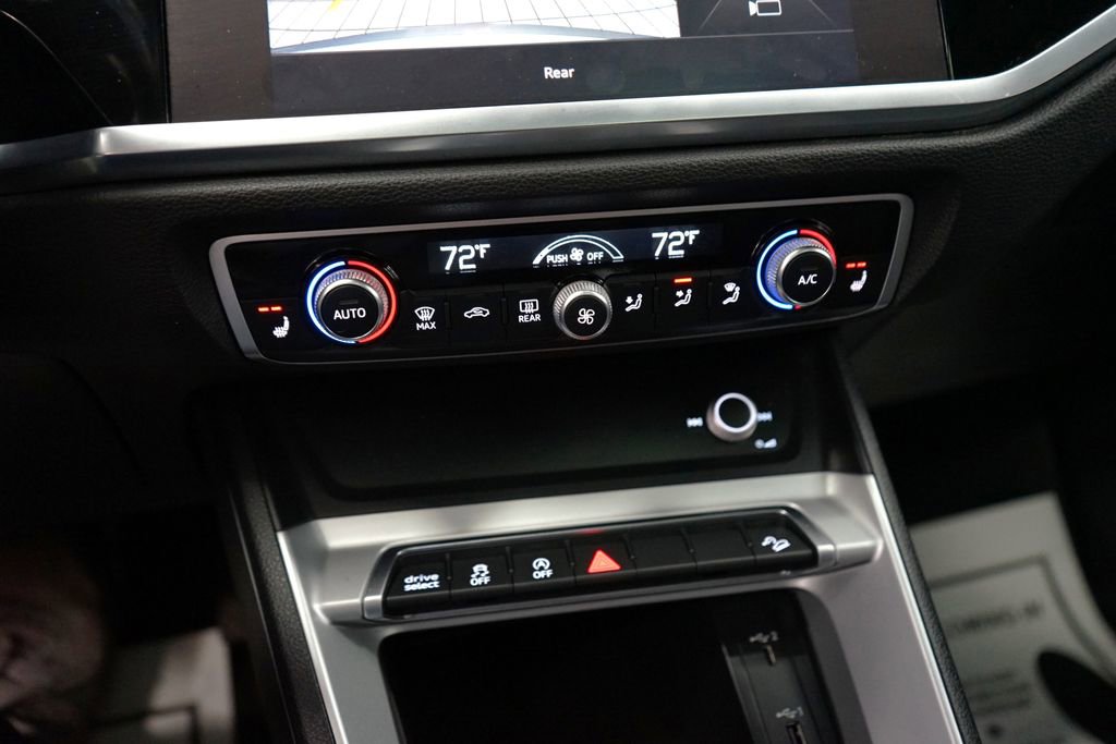 Used 2020 Audi Q3 2.0T Premium AWD/4WD image 36