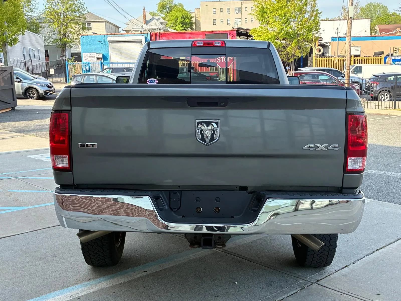 Used 2011 RAM 2500 SLT w/ Popular Equipment Group AWD/4WD image 3