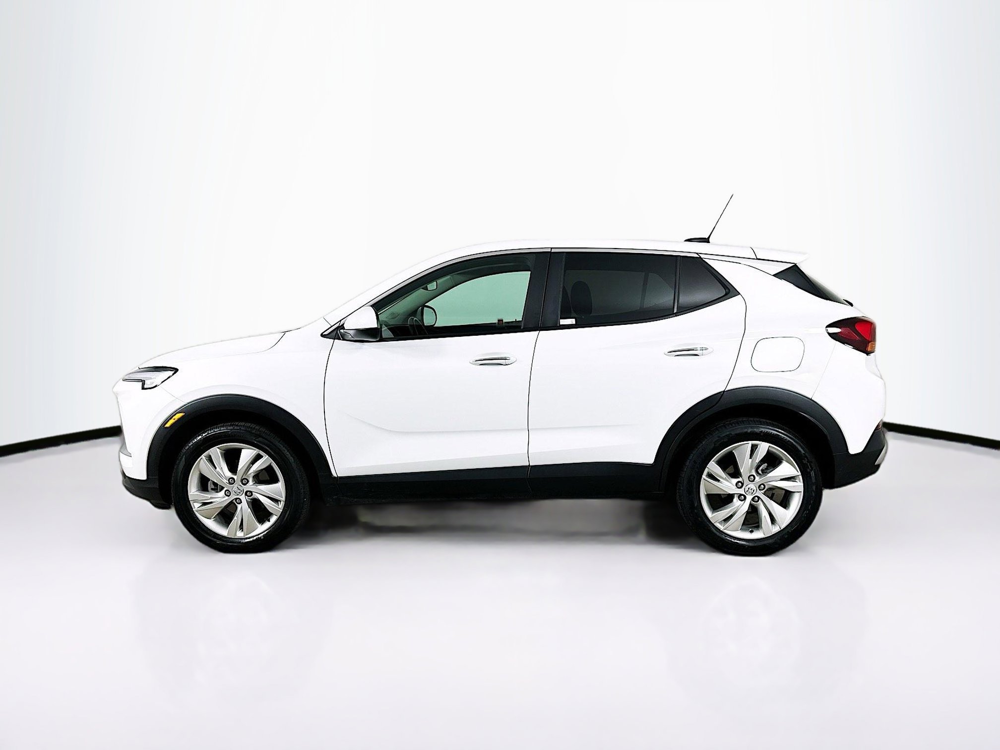 Used 2024 Buick Encore GX Preferred image 4