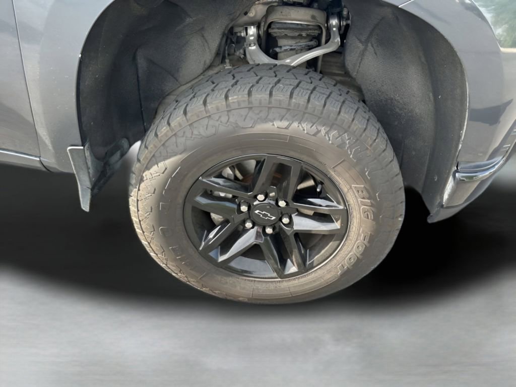 Used 2021 Chevrolet Silverado 1500 LT Trail Boss w/ Convenience Package II AWD/4WD image 12