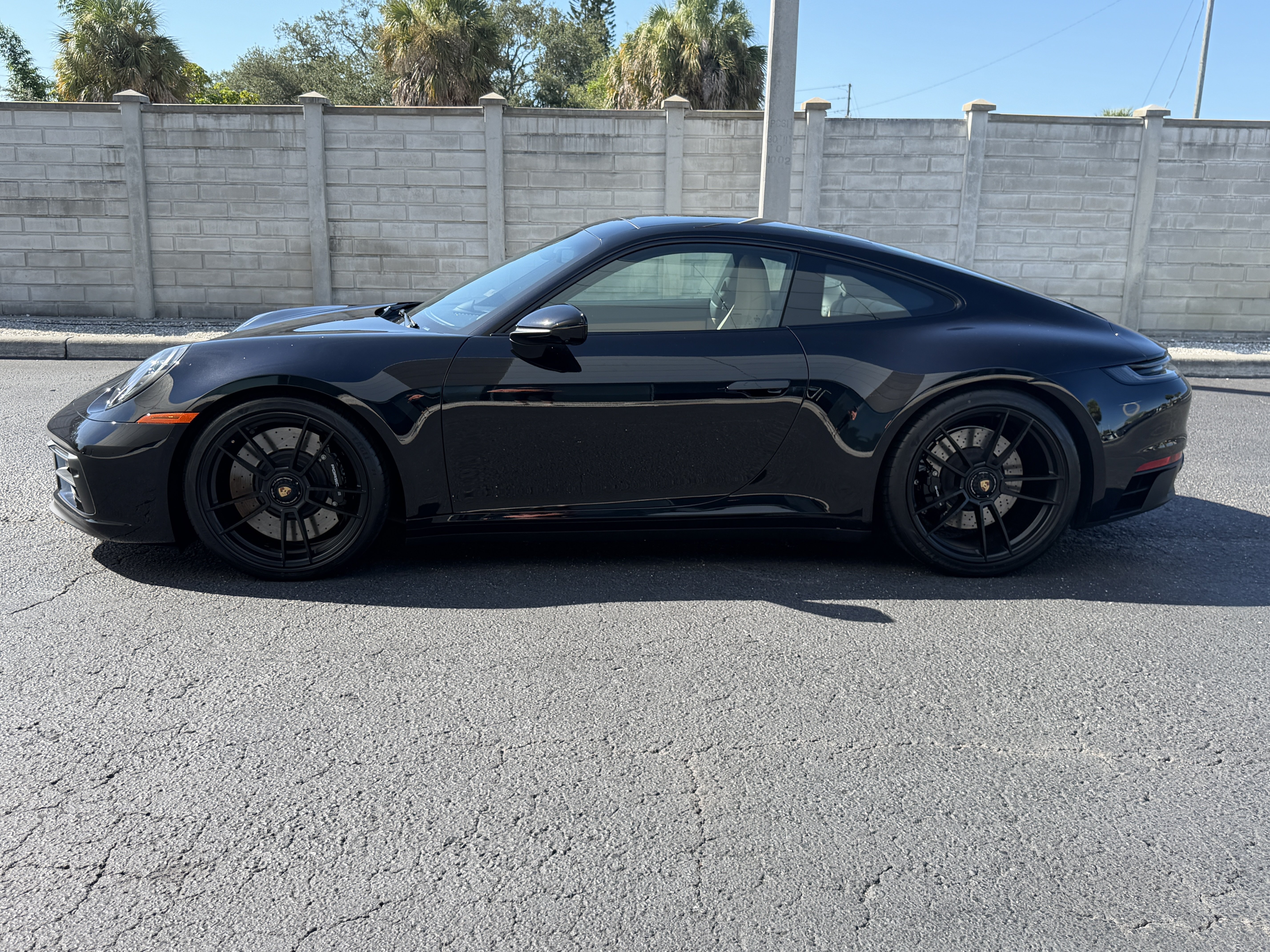 Certified 2022 Porsche 911 Carrera GTS RWD image 2