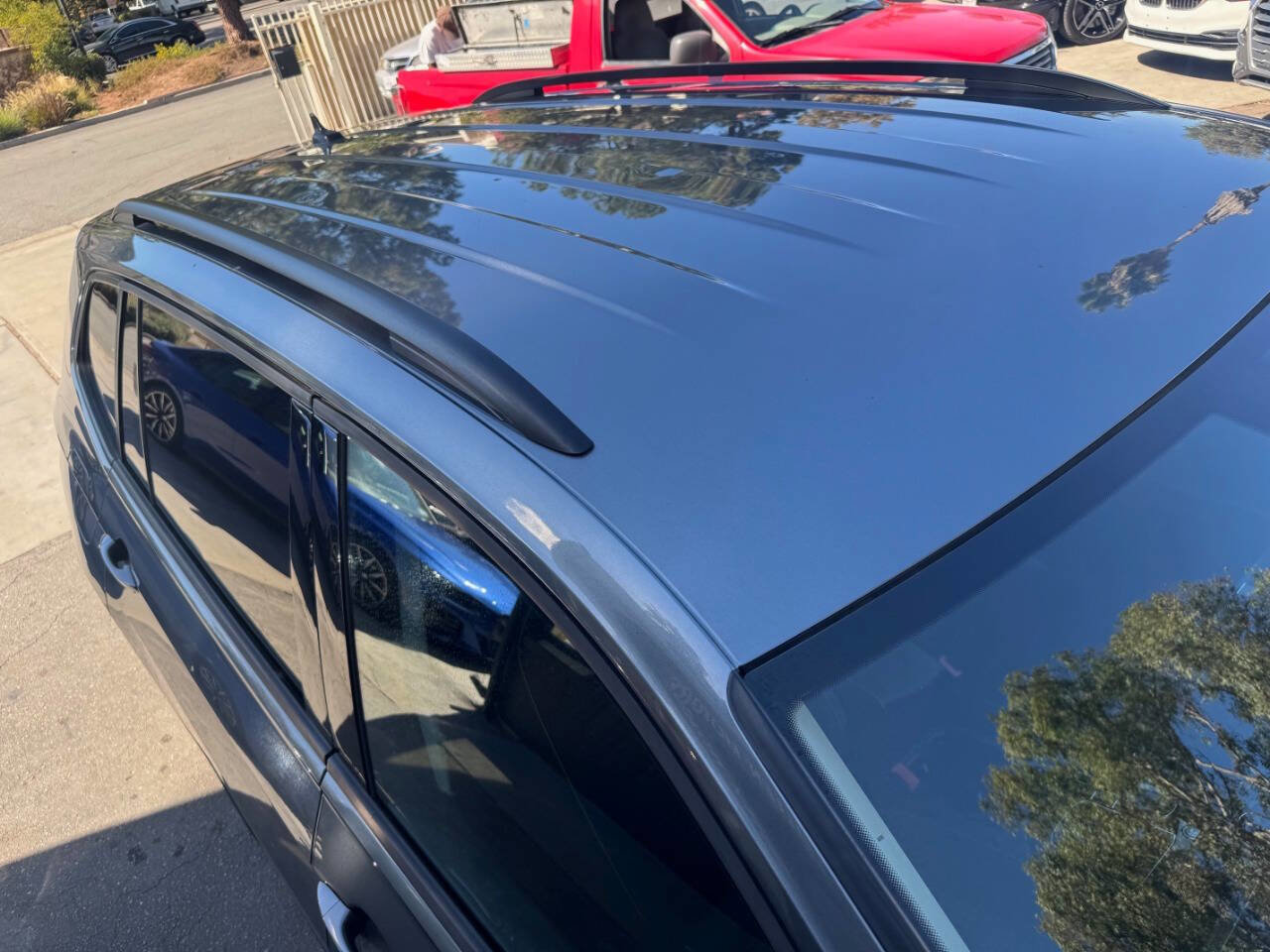 Used 2022 Volkswagen Tiguan S image 8