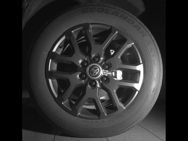 Used 2024 Toyota Sequoia Platinum AWD/4WD image 10