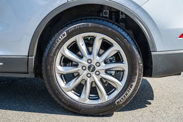 Used 2022 Lincoln Corsair AWD w/ Premium Package image 17