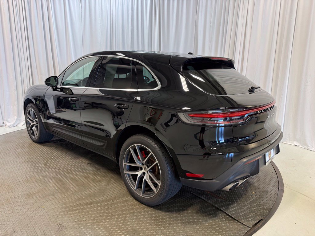 Used 2022 Porsche Macan S AWD/4WD image 3