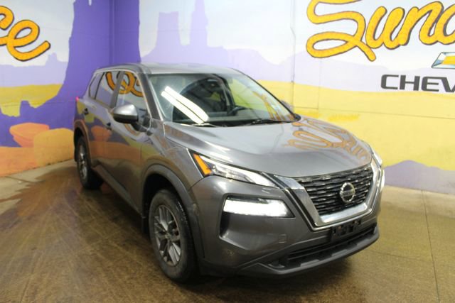 Used 2021 Nissan Rogue S image 2