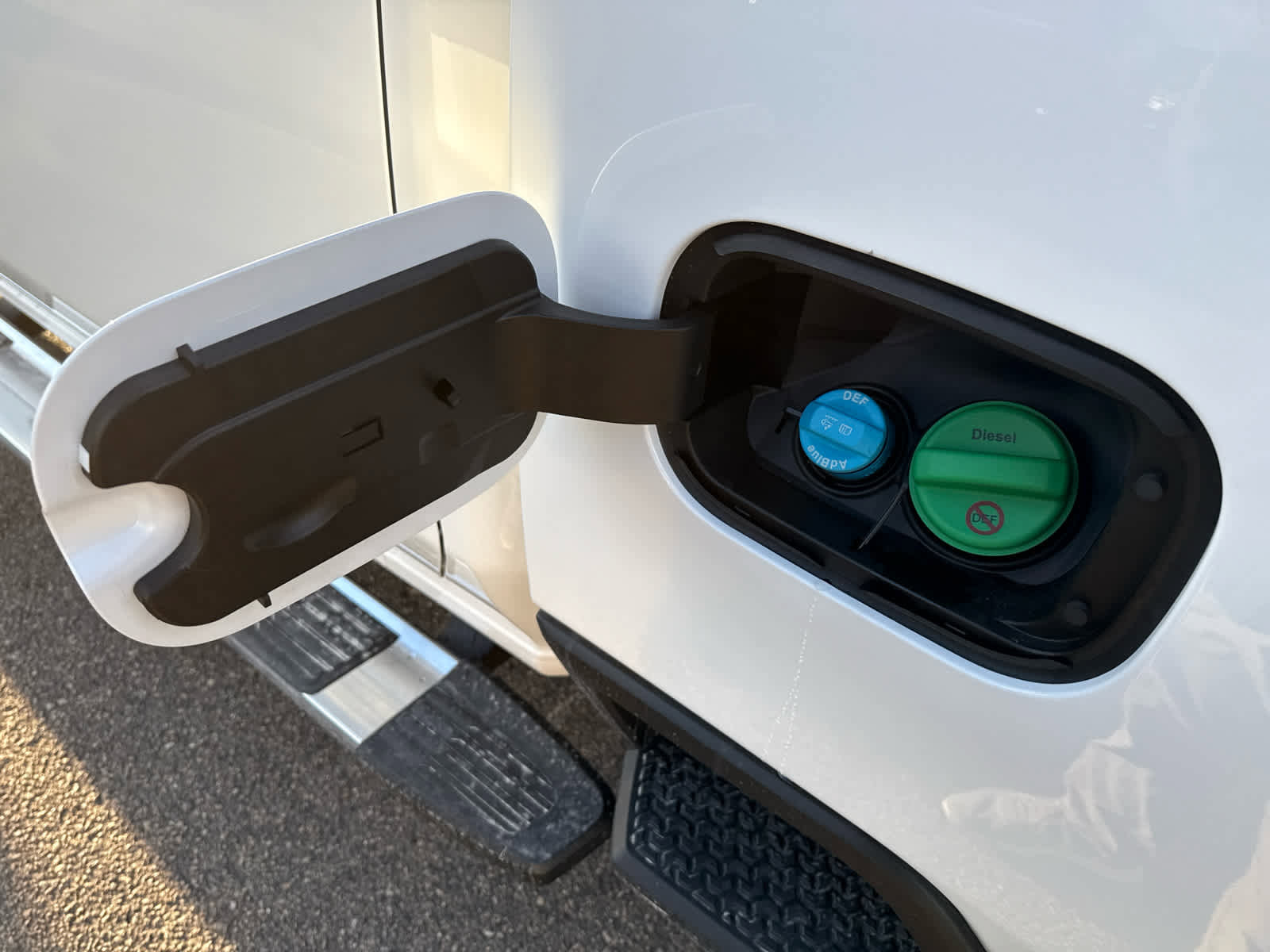 New 2026 GMC Sierra 2500 Denali w/ Denali Reserve Package image 10