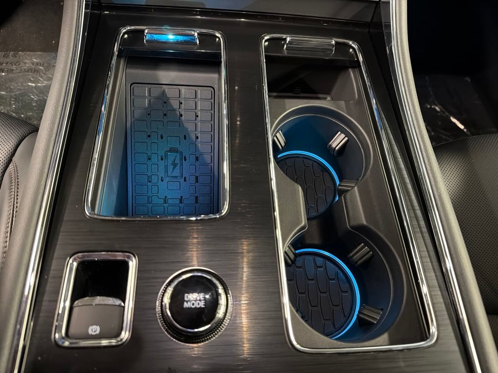 New 2026 Lincoln Aviator Reserve w/ Jet Appearance Package AWD/4WD image 16