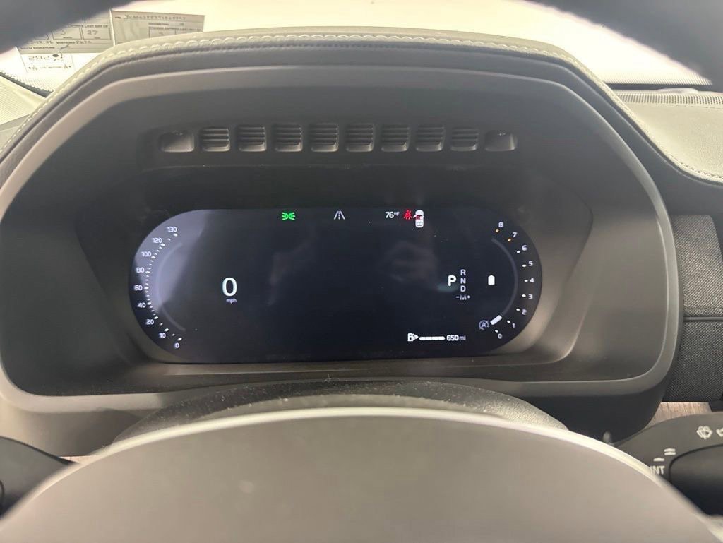 New 2026 Volvo XC90 B6 Plus w/ Protection Package Premier AWD/4WD image 12