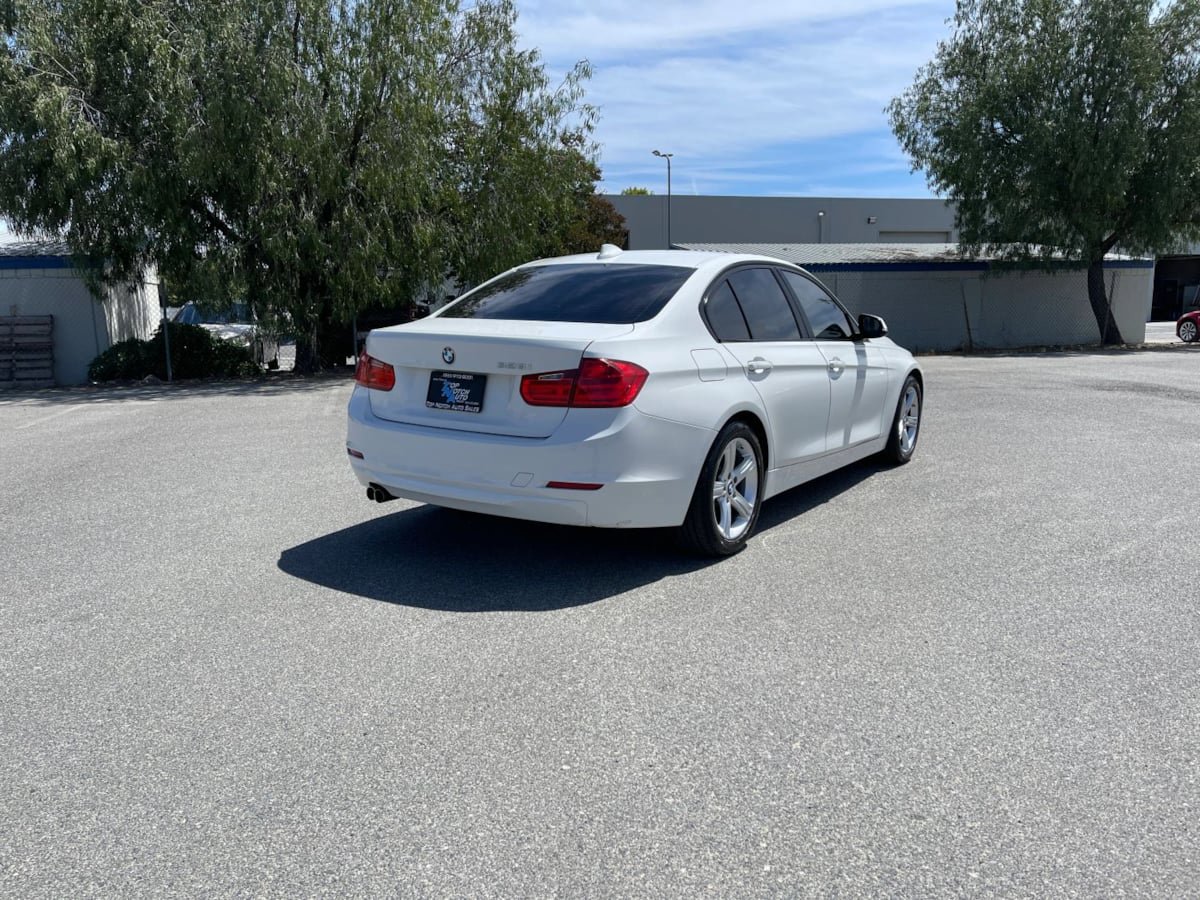 Used 2014 BMW 328i Sedan RWD image 5