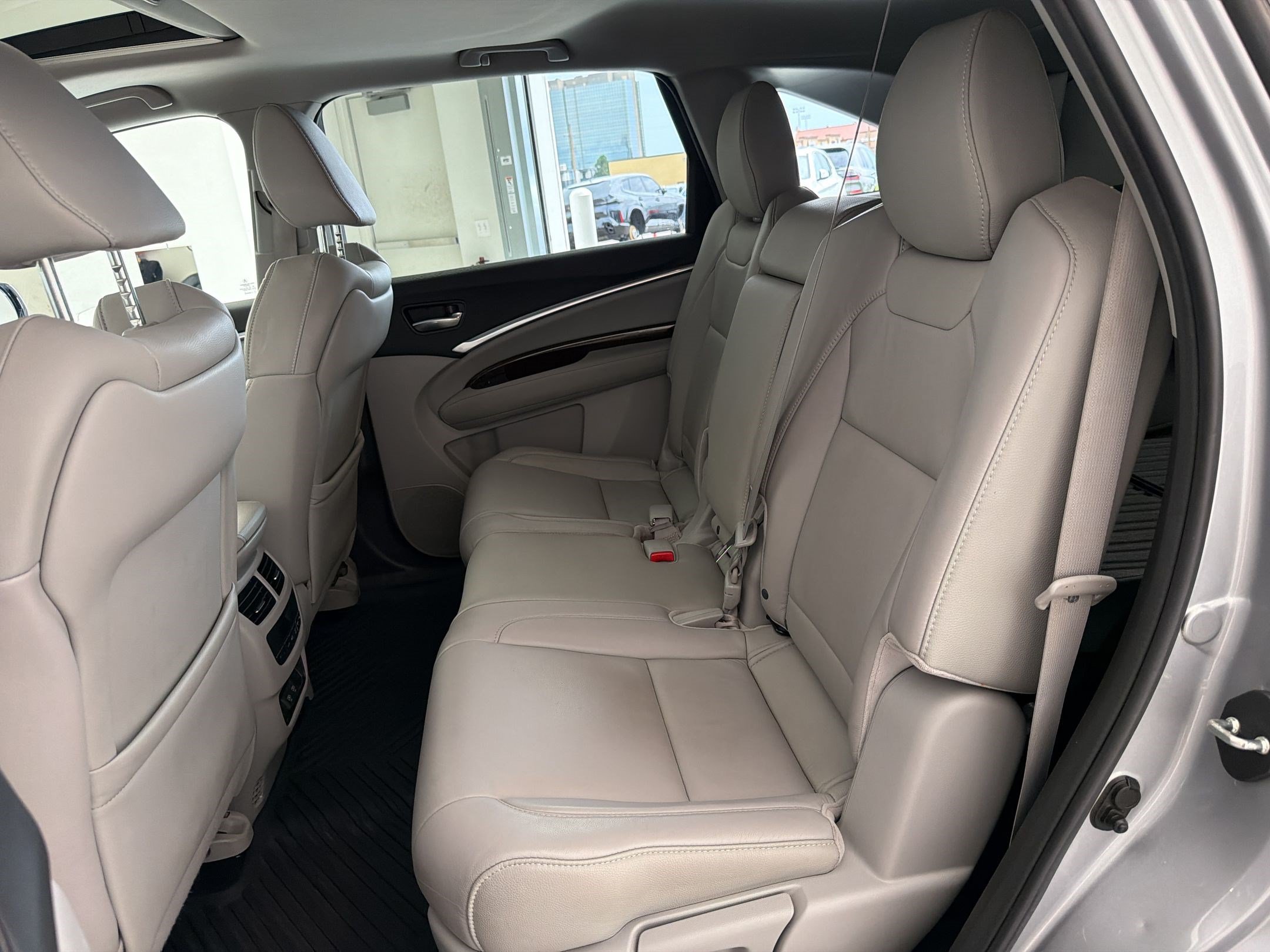 Used 2019 Acura MDX FWD image 22