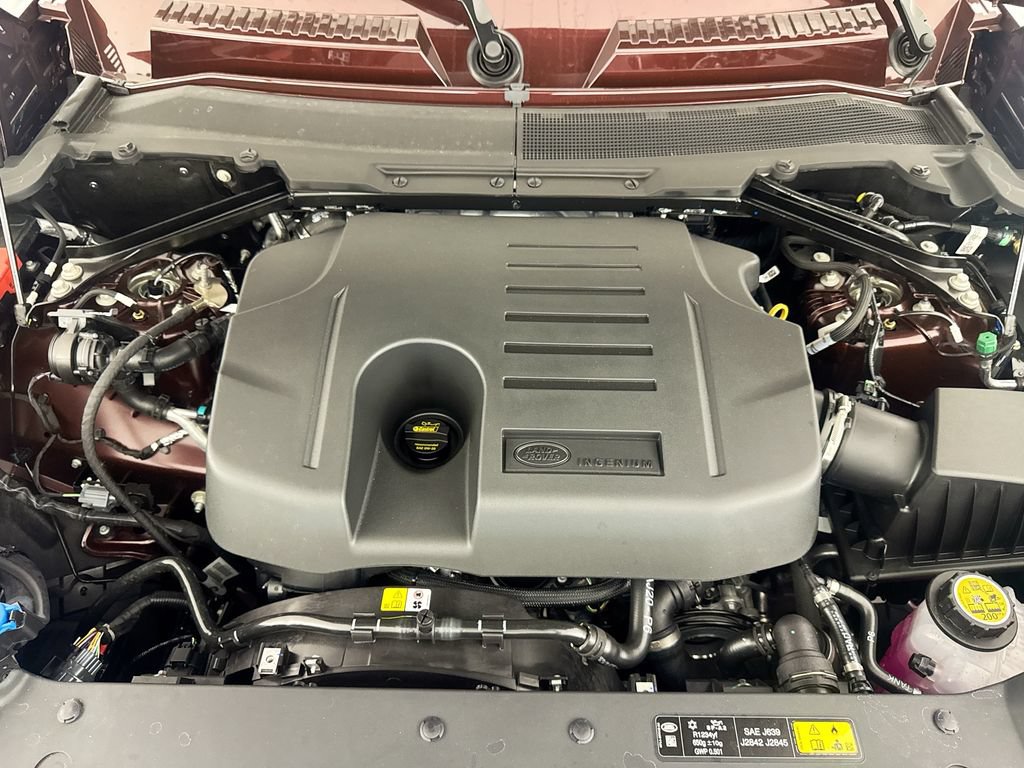 New 2026 Land Rover Defender 90 X-Dynamic SE AWD/4WD image 31