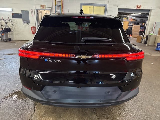 New 2026 Chevrolet Equinox EV LT image 5