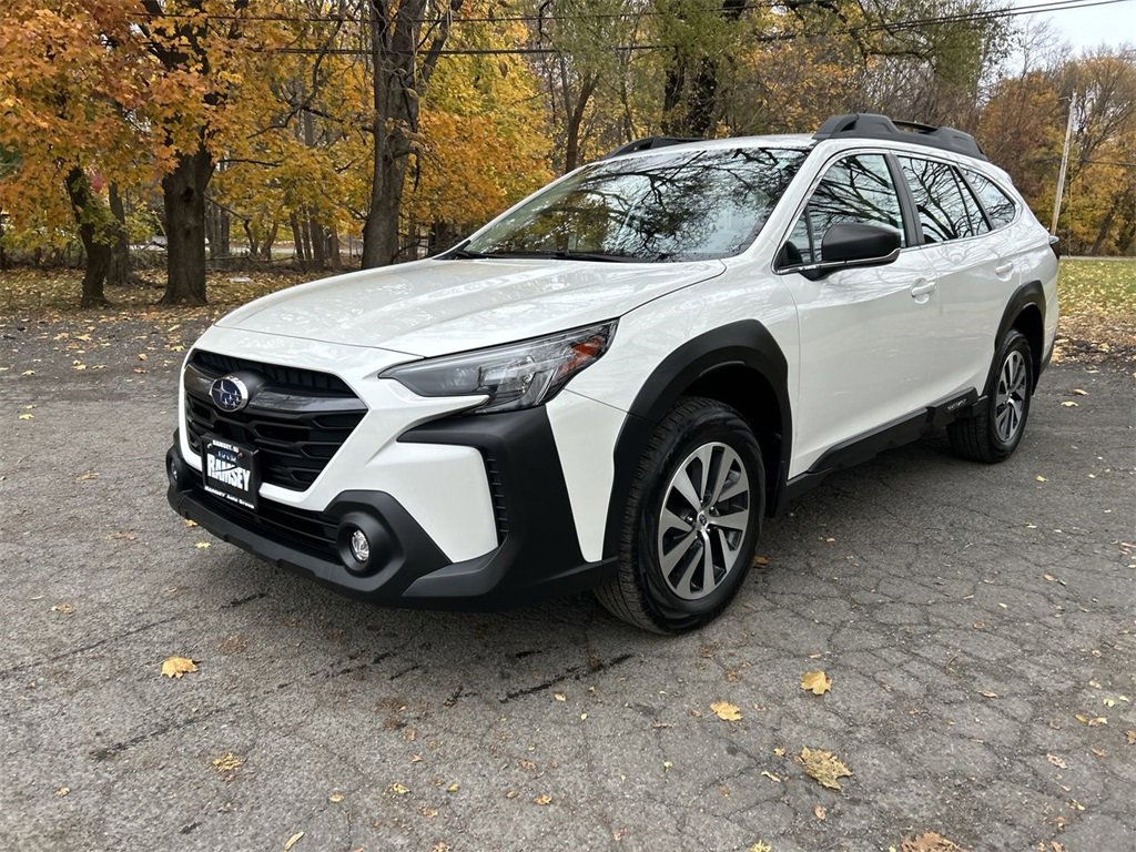 Certified 2023 Subaru Outback 2.5i image 4