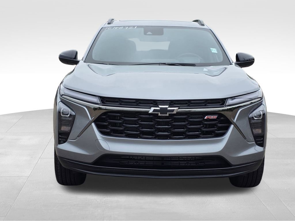 New 2026 Chevrolet Trax RS w/ Sunroof Package FWD image 3