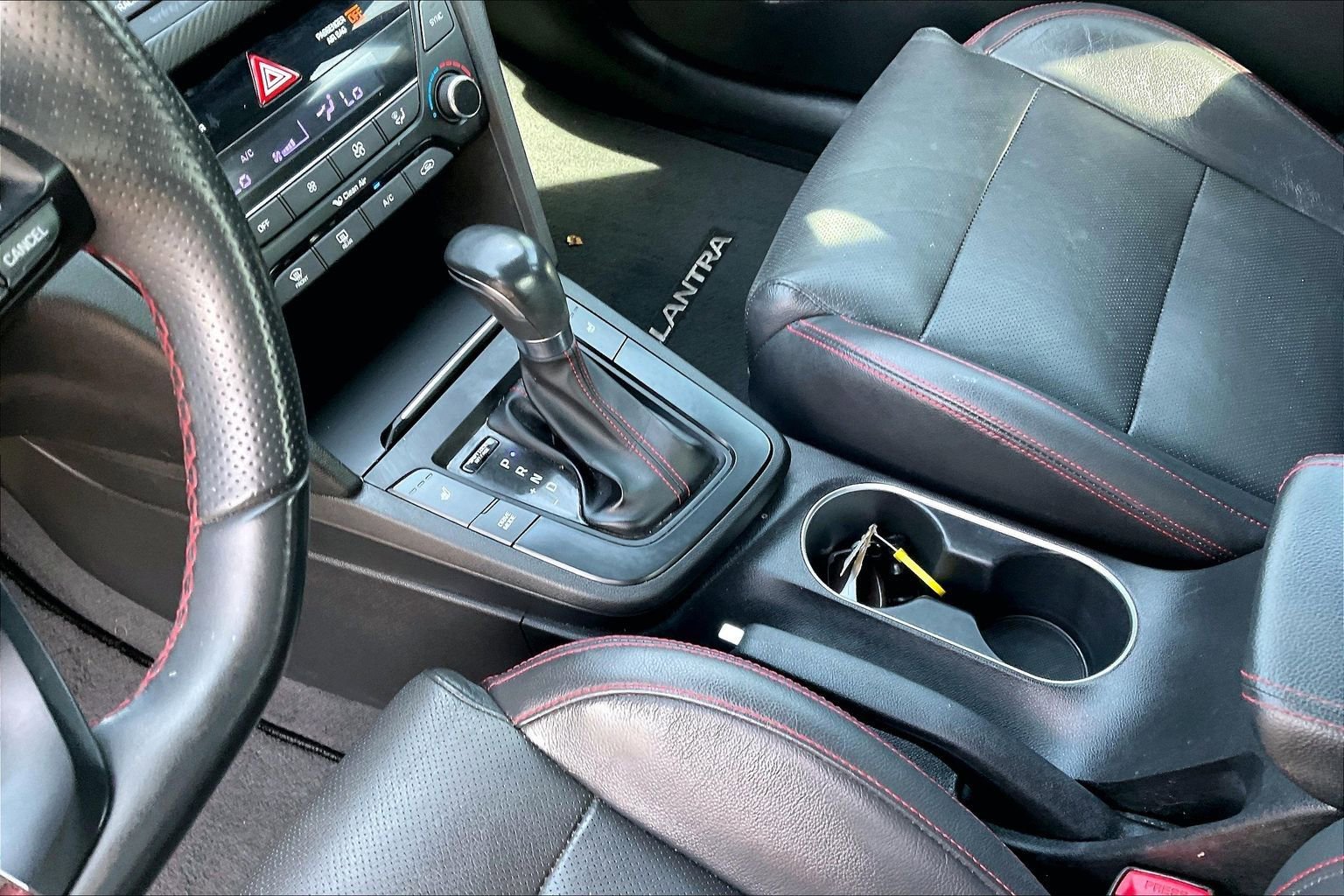 Used 2018 Hyundai Elantra Sport w/ Sport Premium Package 03 FWD image 18