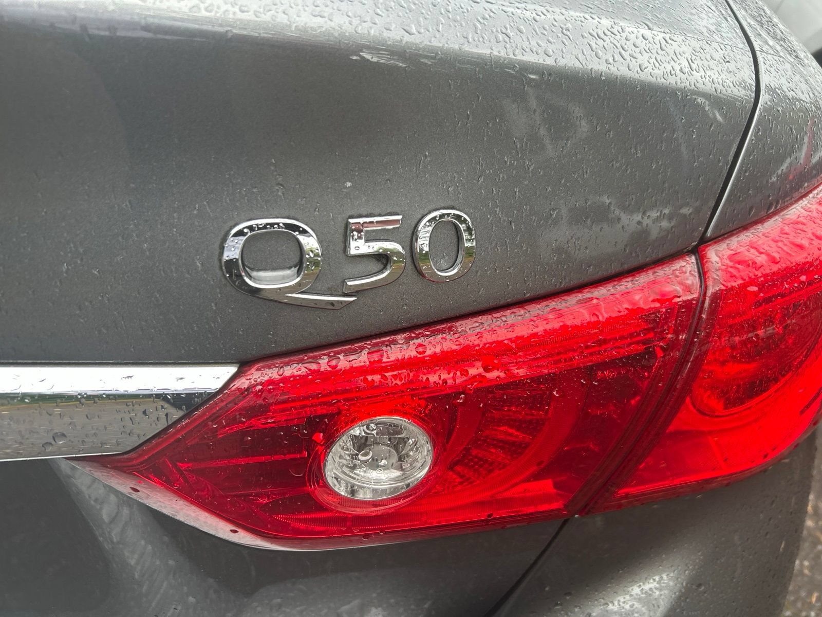 Used 2015 INFINITI Q50 Premium w/ Navigation Package RWD image 8
