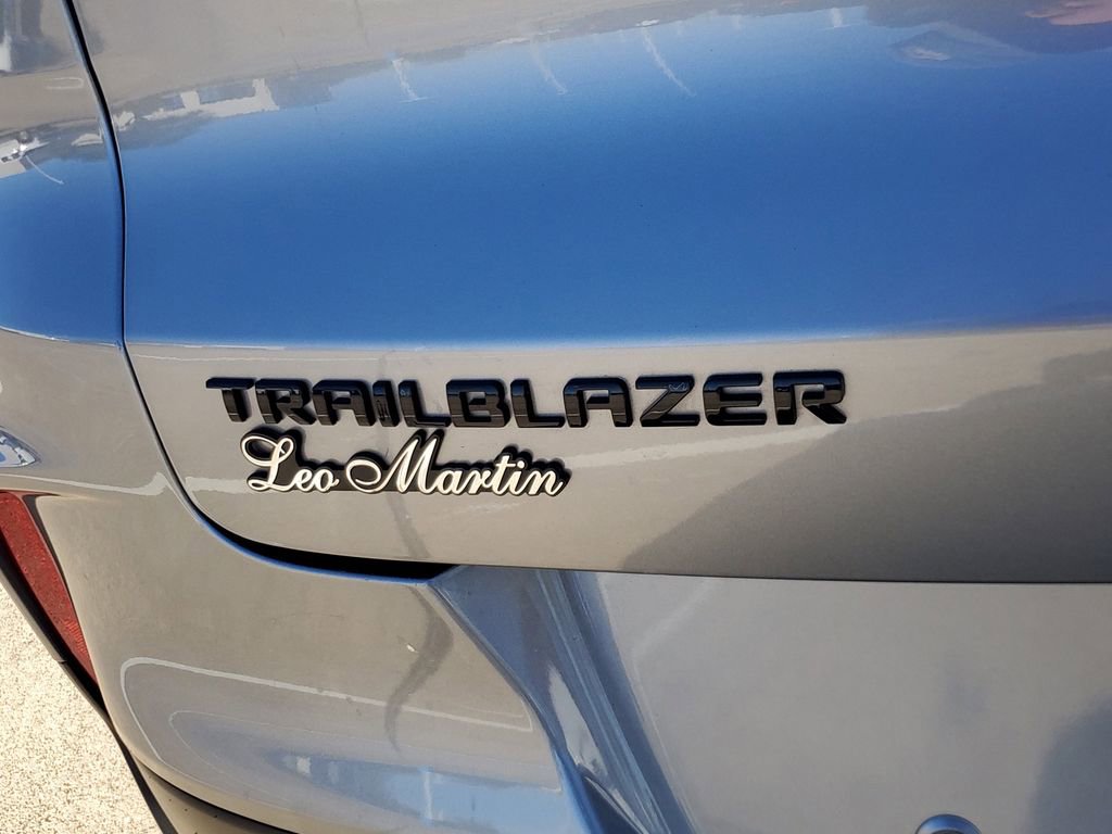 Used 2023 Chevrolet TrailBlazer RS w/ Convenience Package image 5
