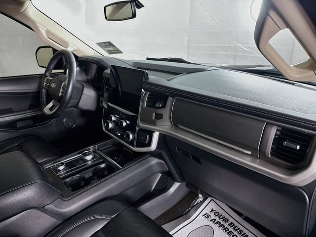 Used 2022 Ford Expedition XLT AWD/4WD image 33