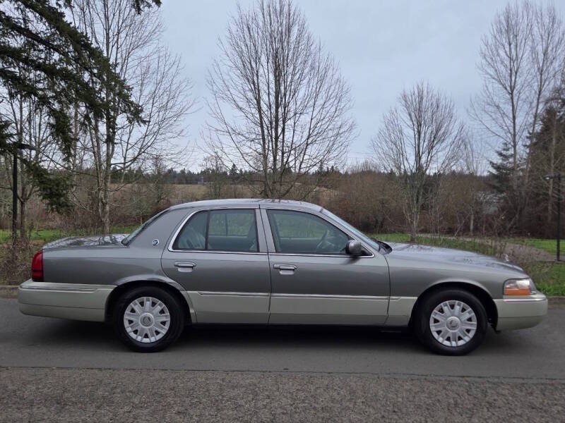 Used 2004 Mercury Grand Marquis GS RWD image 10