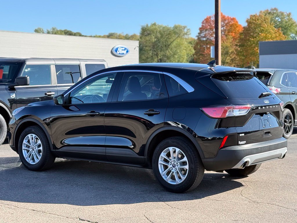 Used 2022 Ford Escape SE w/ Cold Weather Package AWD/4WD image 34